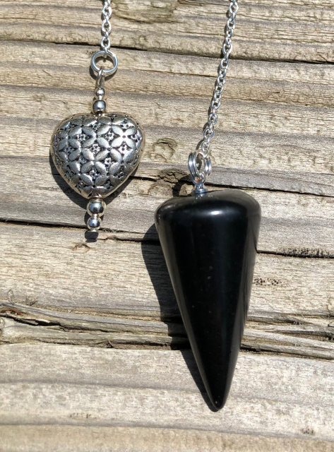 Onyx Pendulum with Heart Bead
