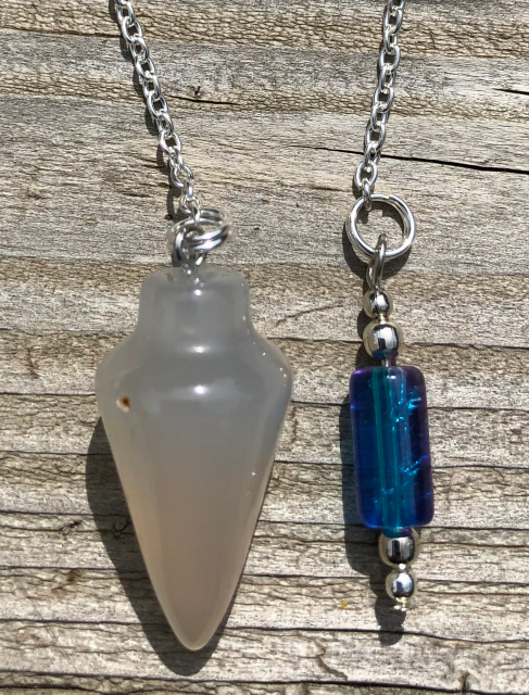 Quartz Pendulum with Blue Bead