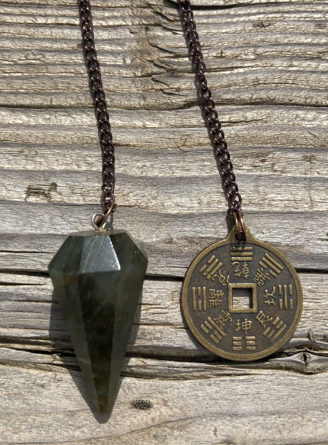 Labradorite Pendulum with I Ching Coin 